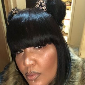 Meet your Posher, Alice